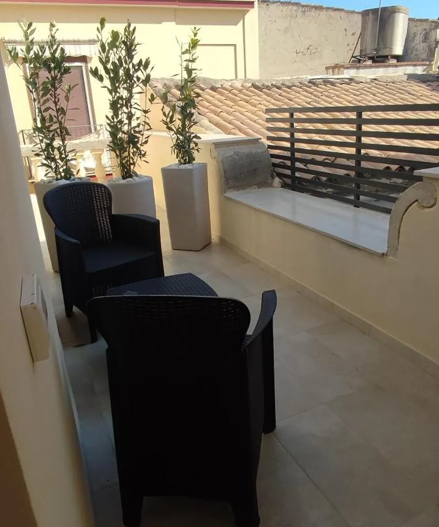 Bed & Breakfast Fevi Rooms Noto